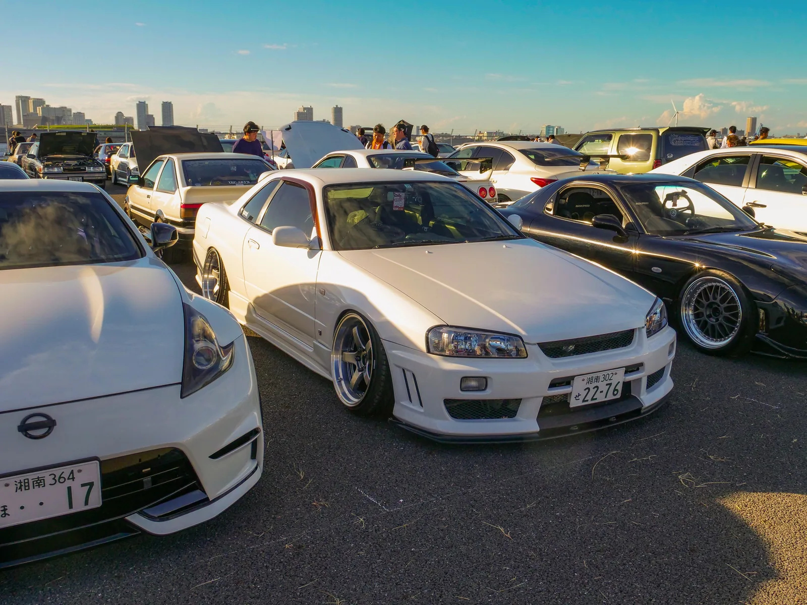 Sunday meet as the sun goes down