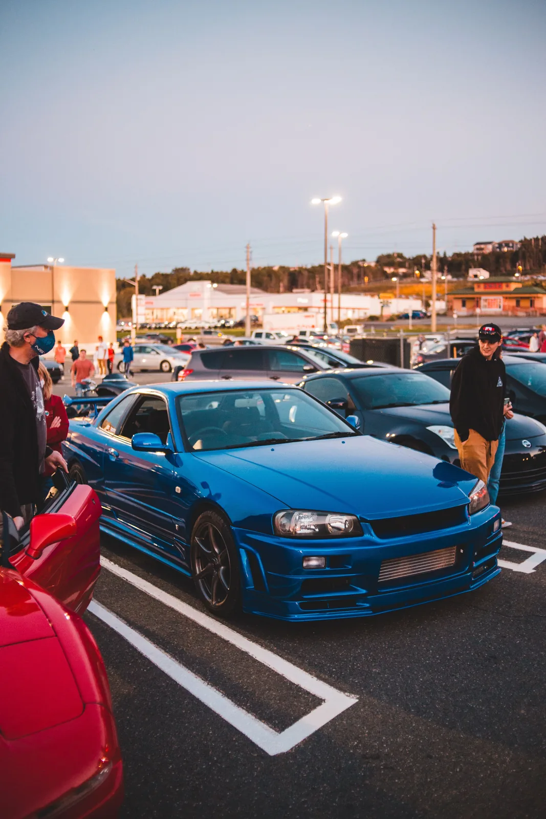 Regulars swapping stories after a meet