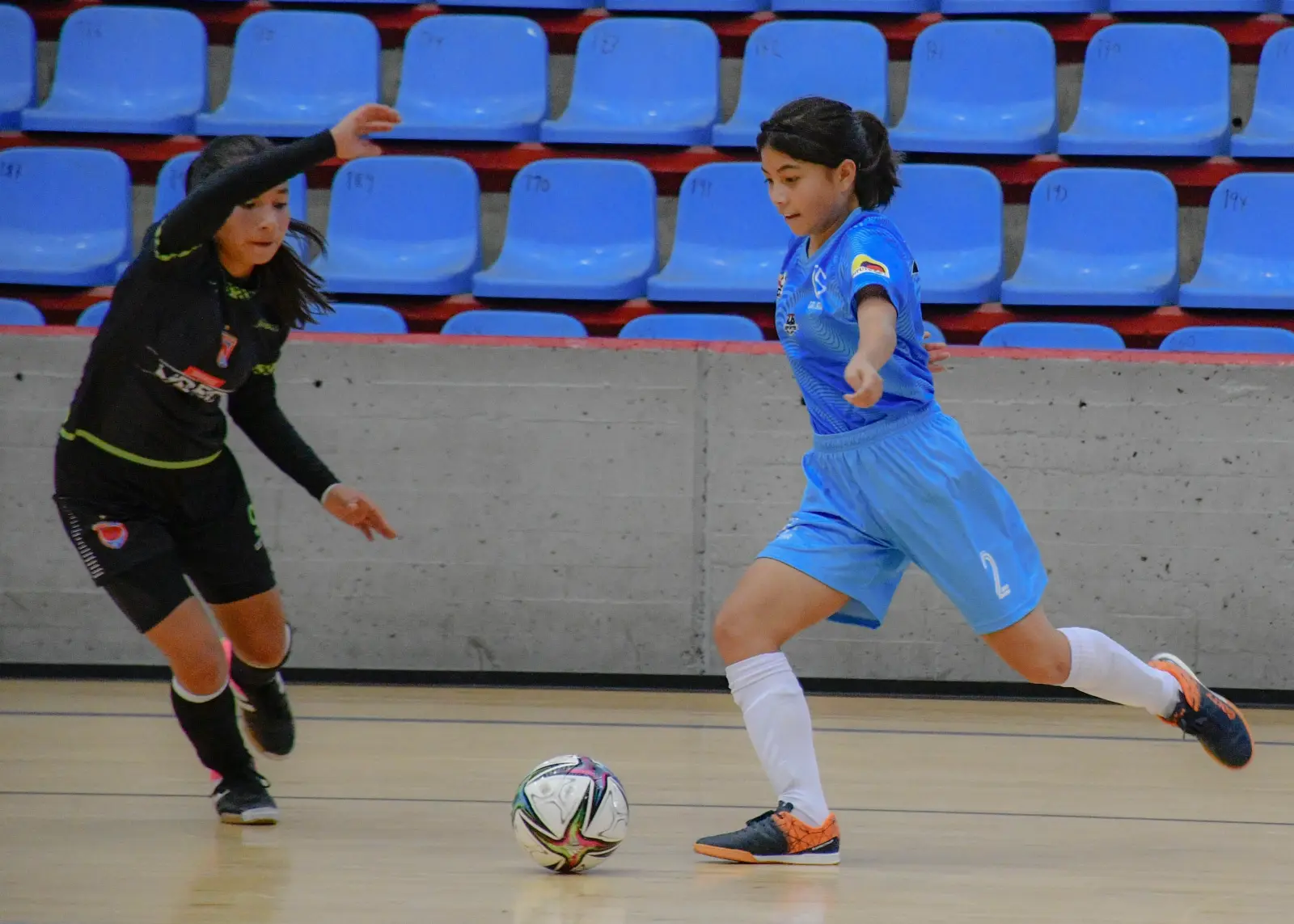 The women's side pressing high in the league final